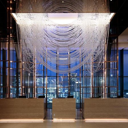 Candeo Hotels Osaka The Tower Экстерьер фото The 10000-crystal chandelier at the lobby