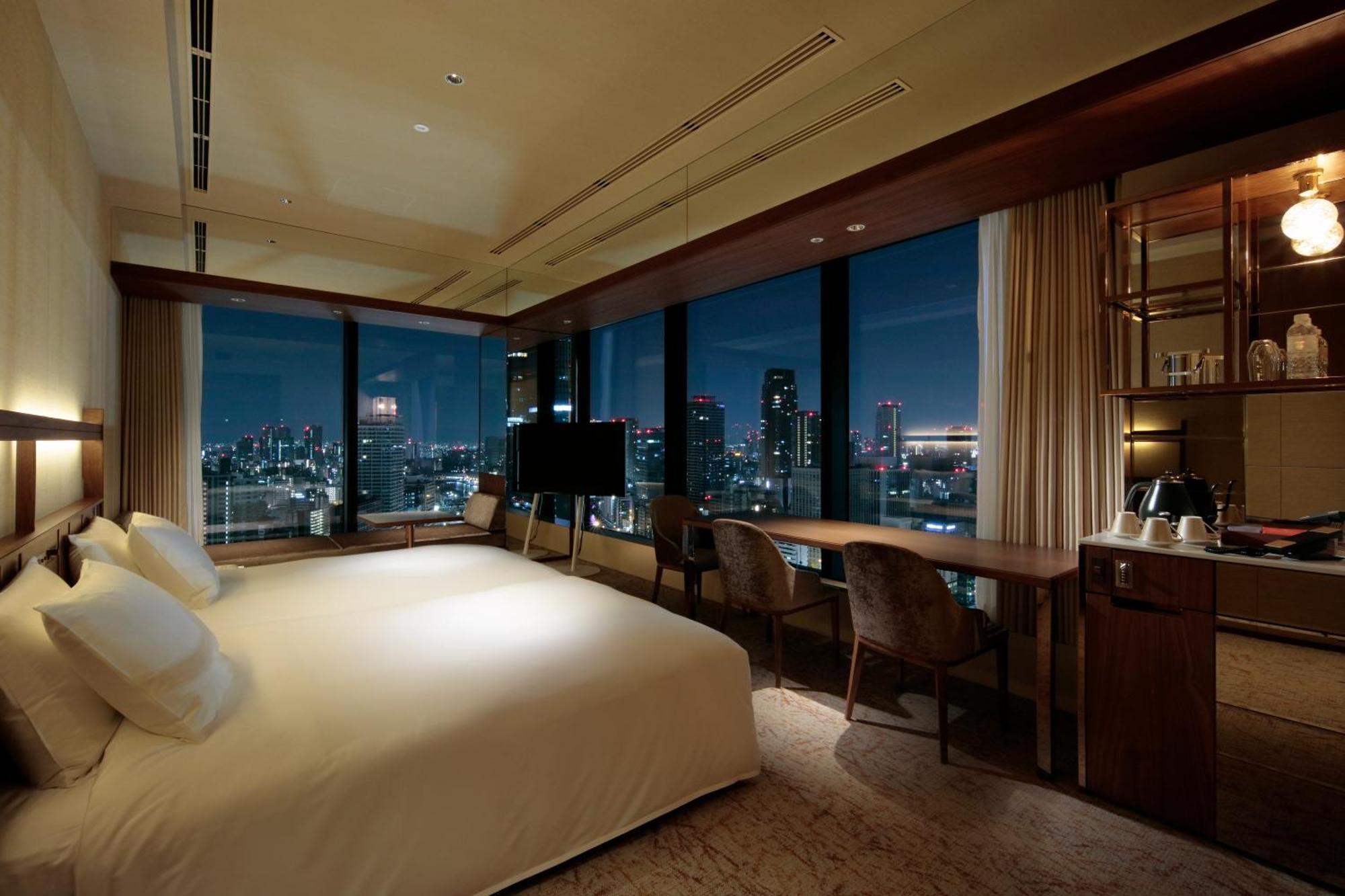 Candeo Hotels Osaka The Tower Номер фото A bedroom at the hotel