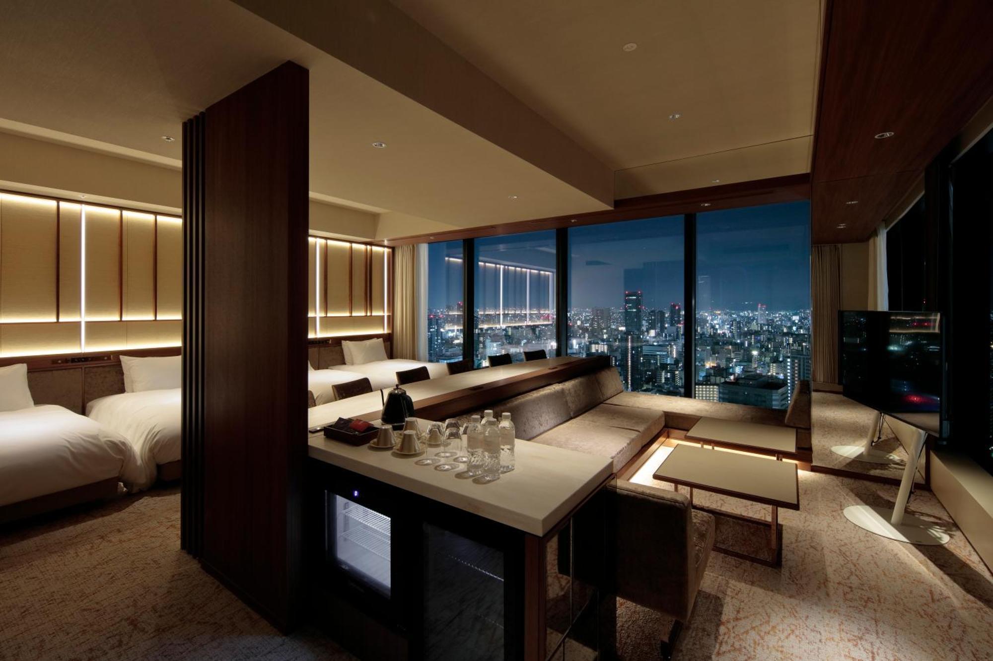 Candeo Hotels Osaka The Tower Экстерьер фото
